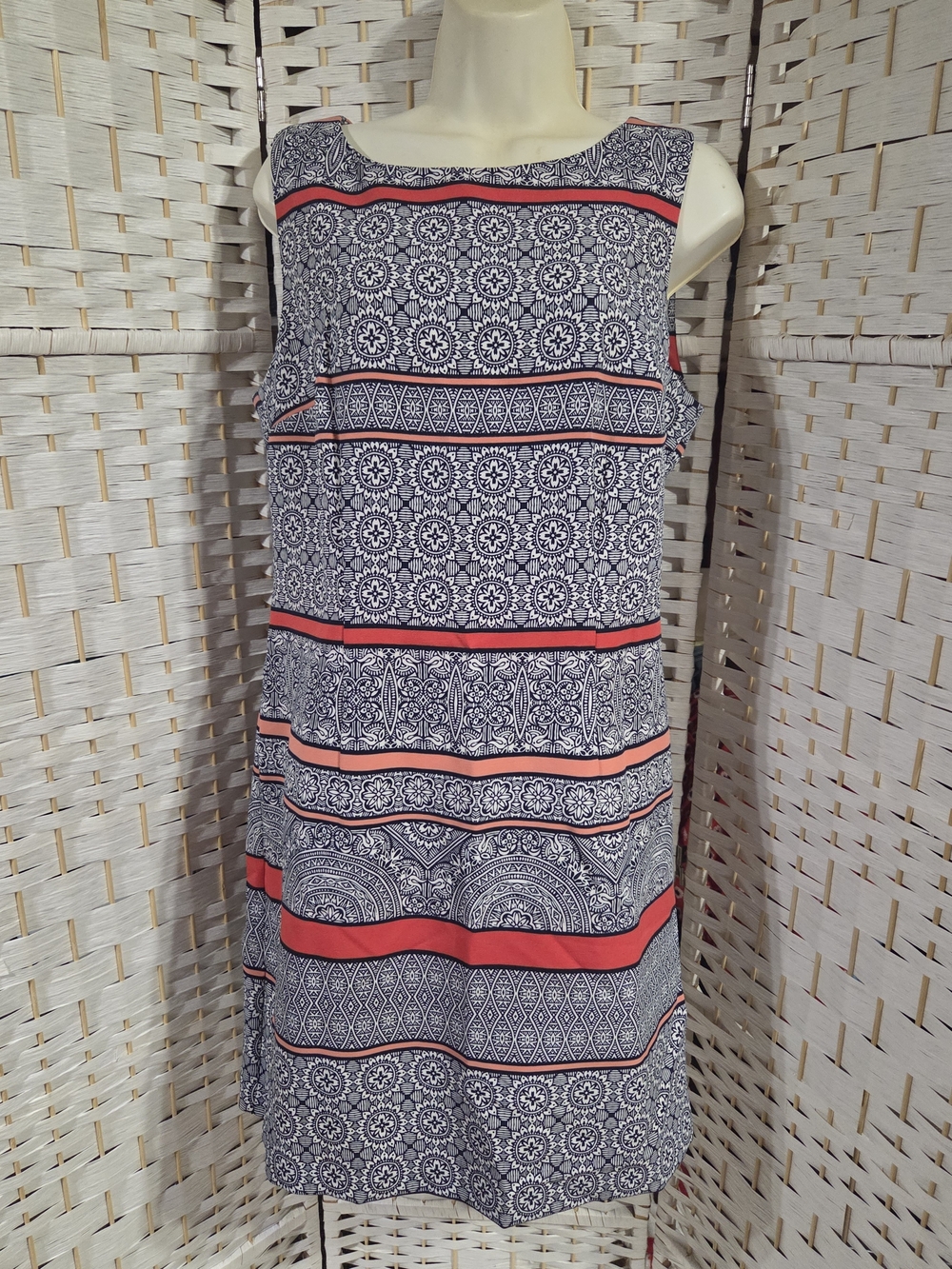 madison leigh Navy and Coral Patterned Sleeveless Shift Dress